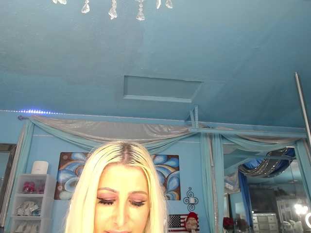 adrianna_fox