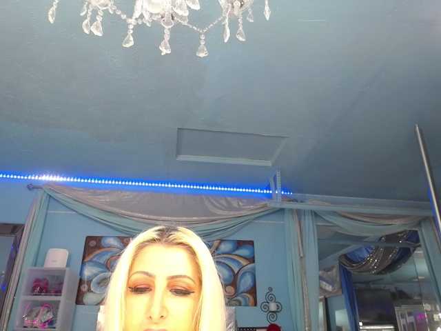 adrianna_fox live cam preview