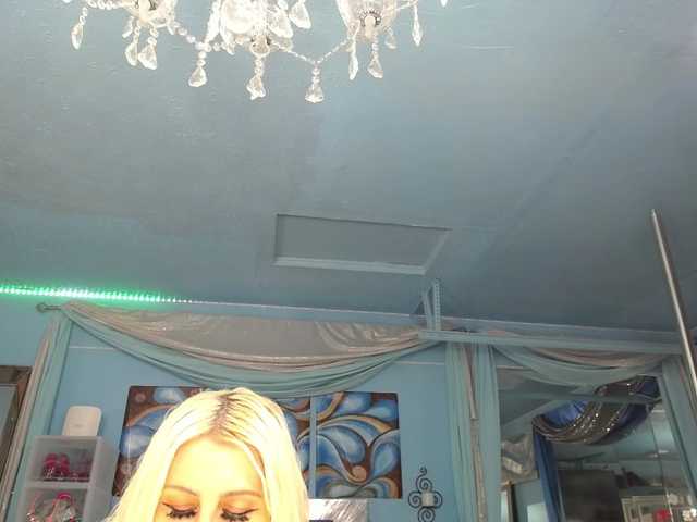 adrianna_fox