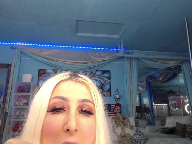 adrianna_fox
