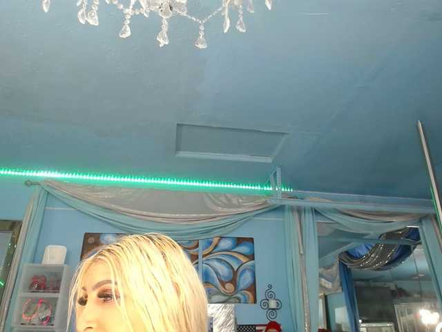 adrianna_fox