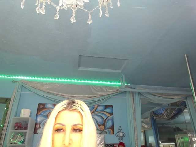 adrianna_fox