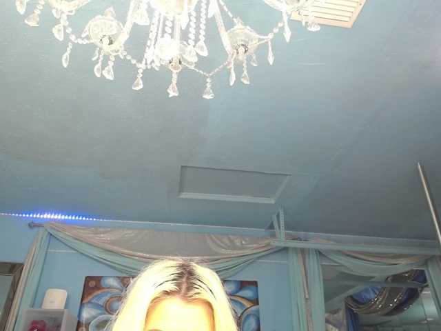 adrianna_fox, en vivo ahora en BongaCams