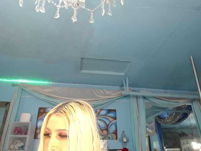 adrianna_fox