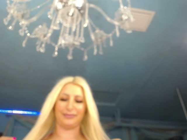 adrianna_fox