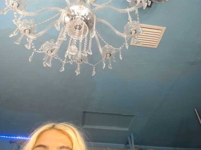 adrianna_fox