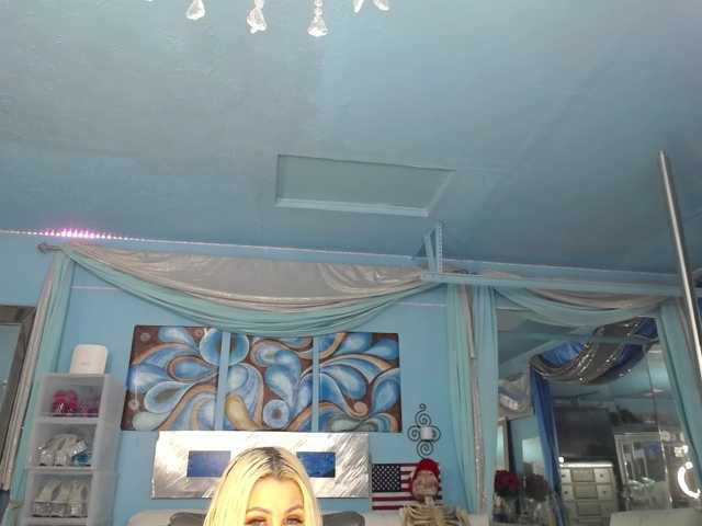 adrianna_fox