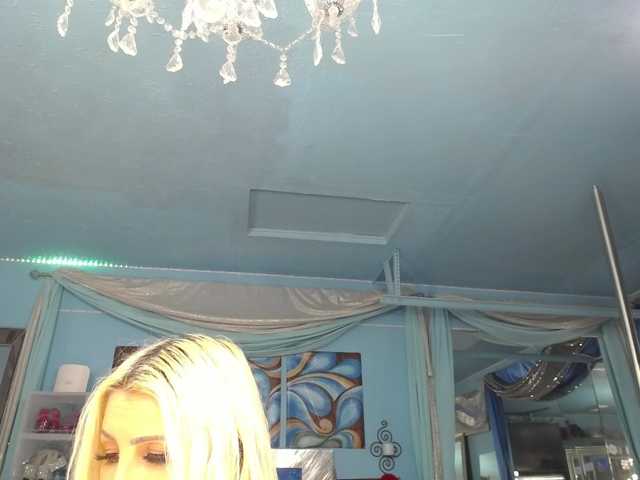adrianna_fox