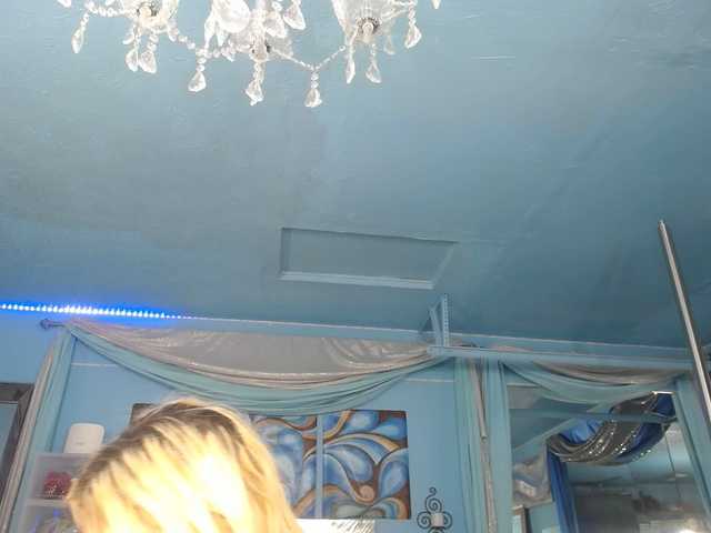 adrianna_fox