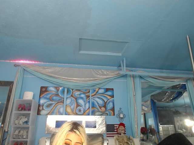 Preview of adrianna_fox