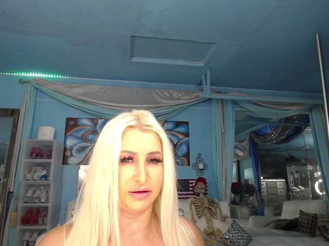adrianna_fox