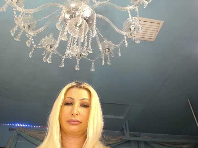 adrianna_fox