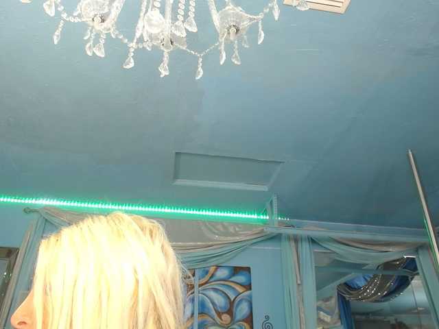adrianna_fox