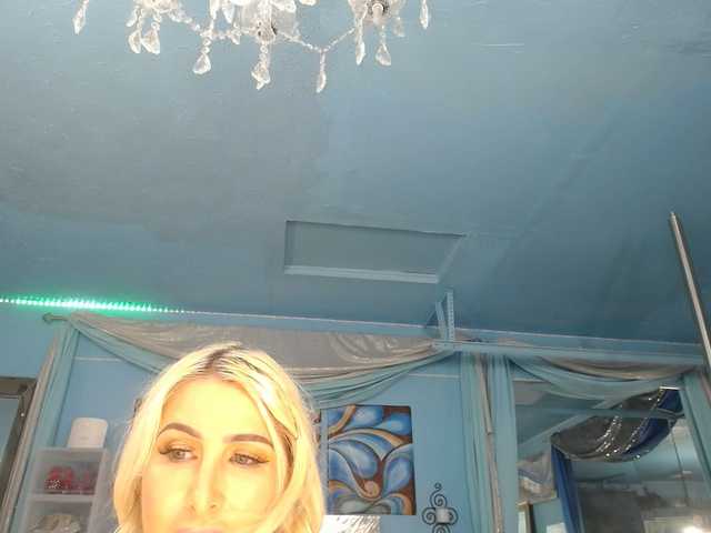 Adrianna_fox