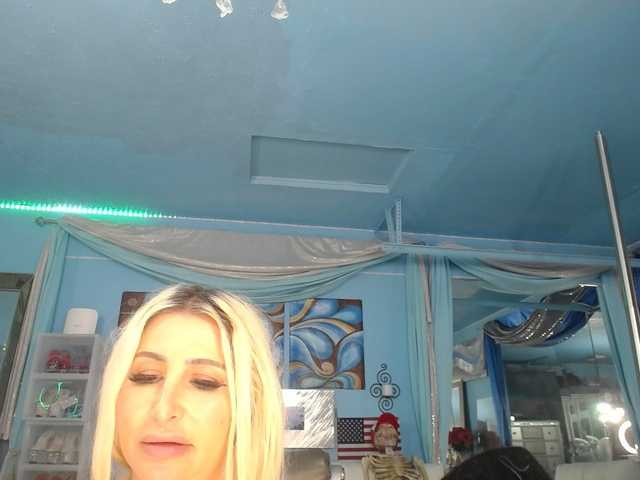adrianna_fox