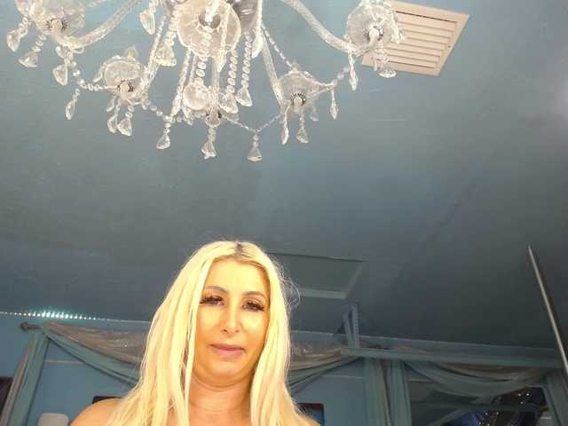 adrianna_fox