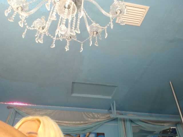 adrianna_fox live cam on BongaCams