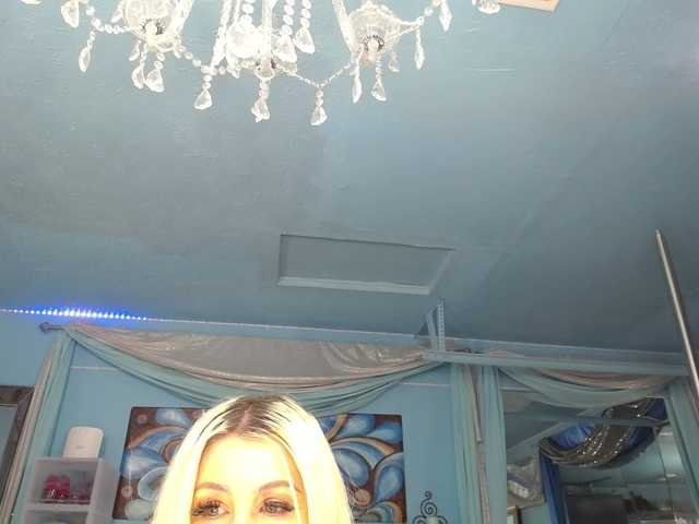 adrianna_fox
