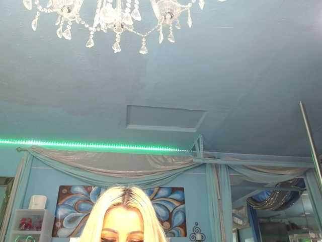 adrianna_fox