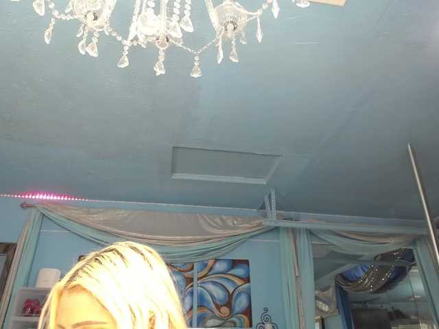 adrianna_fox