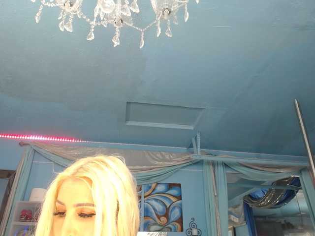 adrianna_fox