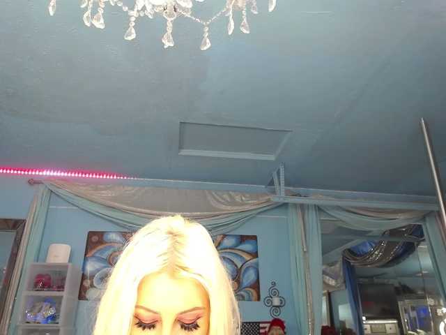 adrianna_fox