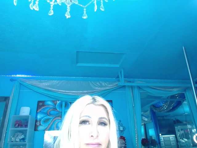 adrianna_fox