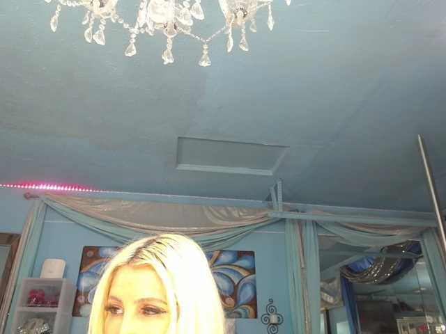 adrianna_fox