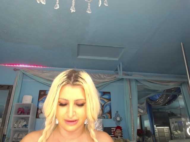 adrianna_fox
