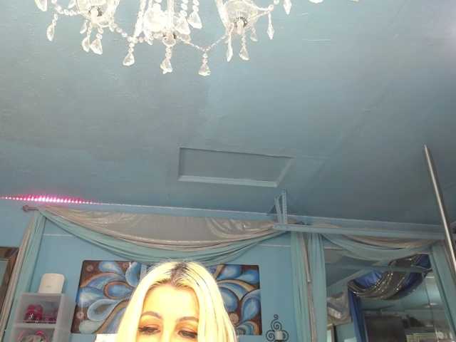 adrianna_fox