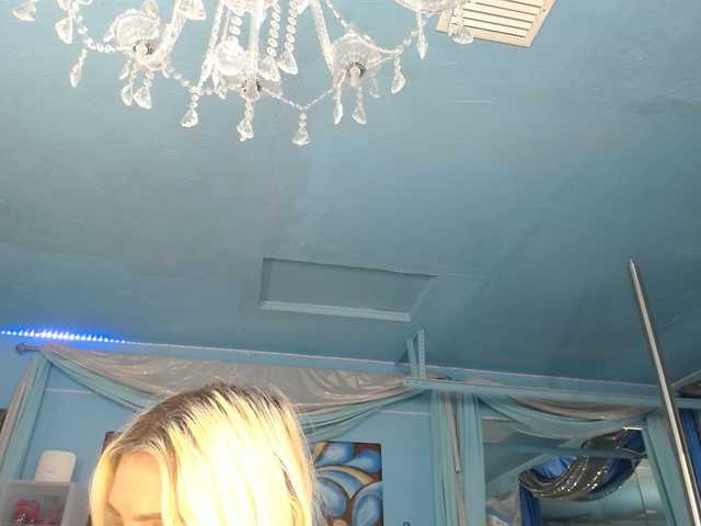 adrianna_fox live sex show