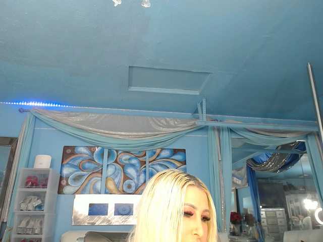 adrianna_fox