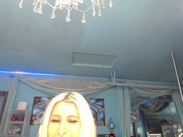 adrianna_fox