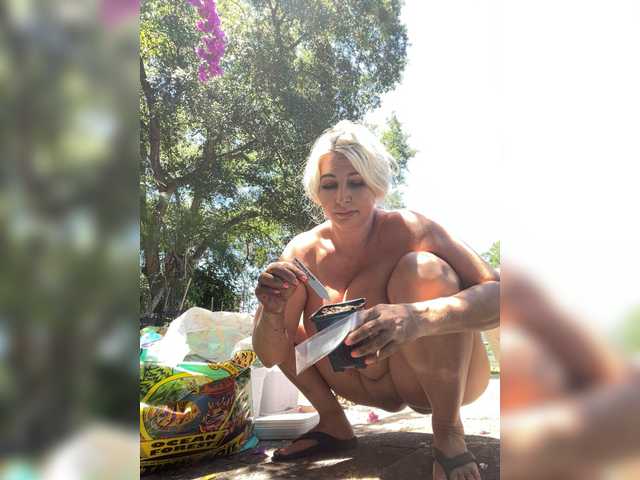 adrianna_fox live sex show