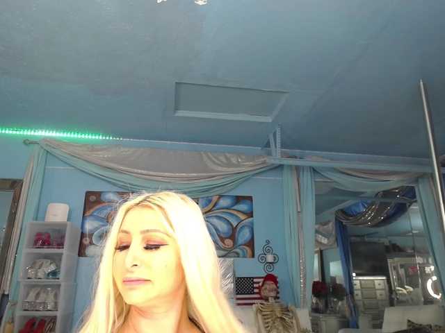adrianna_fox