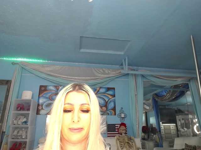 adrianna_fox