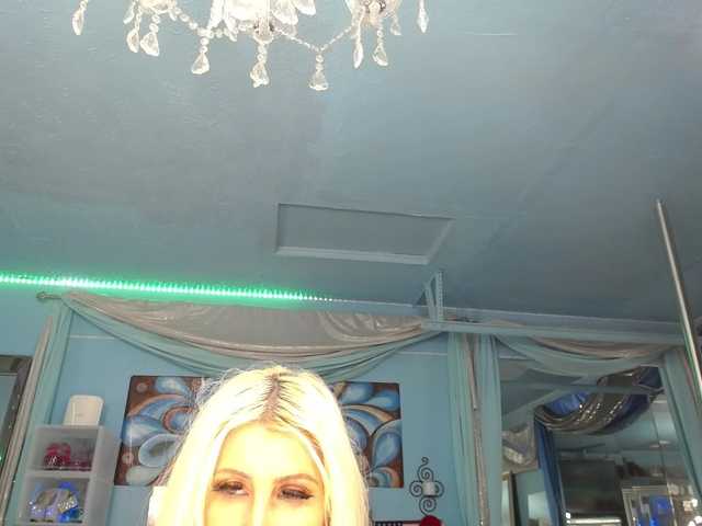 adrianna_fox