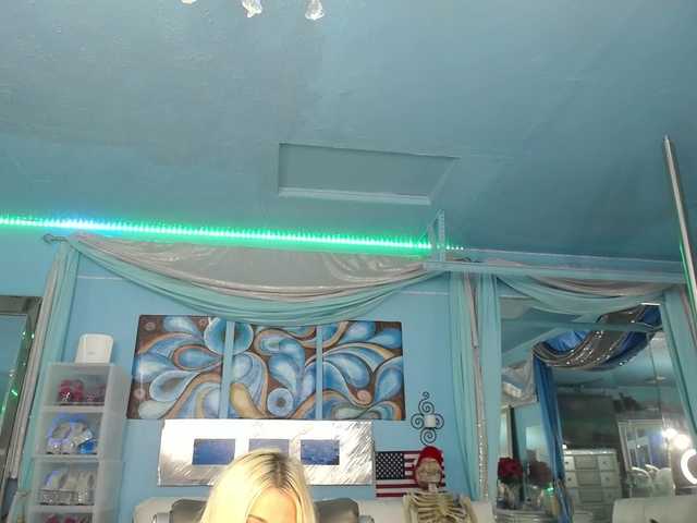 adrianna_fox