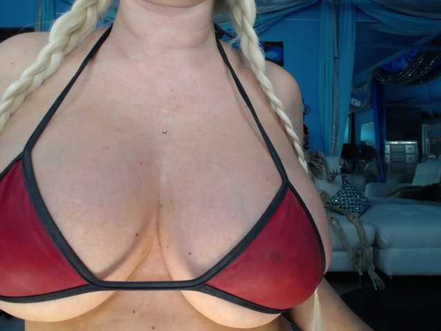 adrianna_fox
