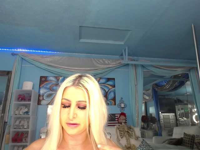 adrianna_fox