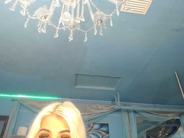 Preview of adrianna_fox