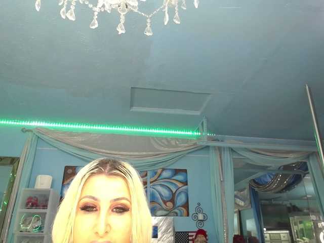 adrianna_fox