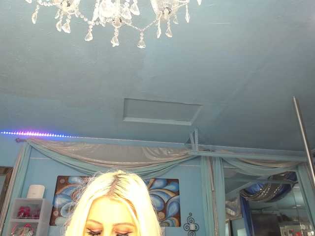 adrianna_fox