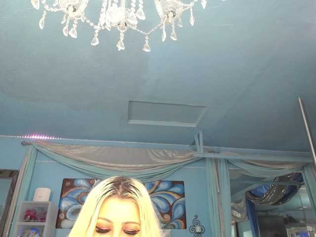 adrianna_fox