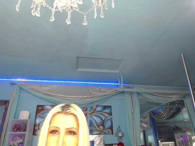 adrianna_fox live cam preview