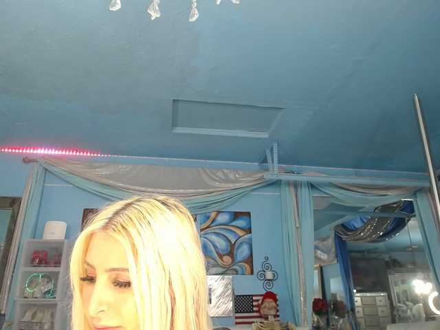 adrianna_fox live sex show