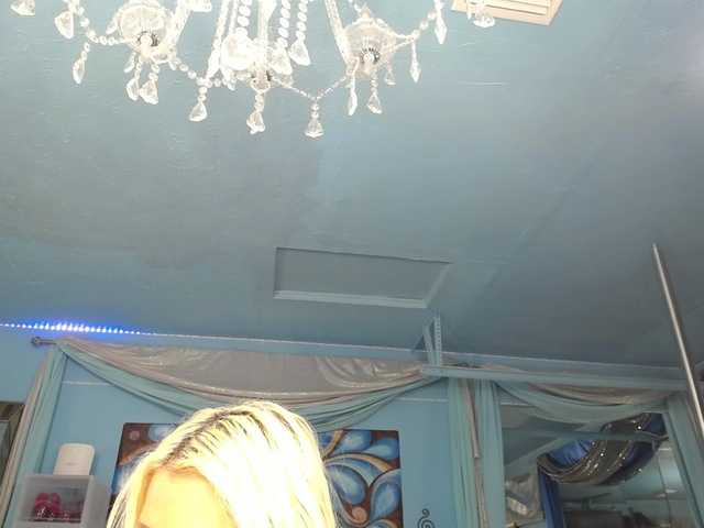 adrianna_fox