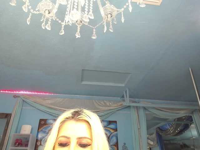 adrianna_fox