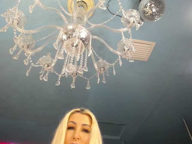 adrianna_fox