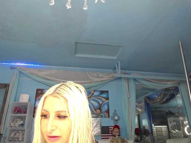 adrianna_fox